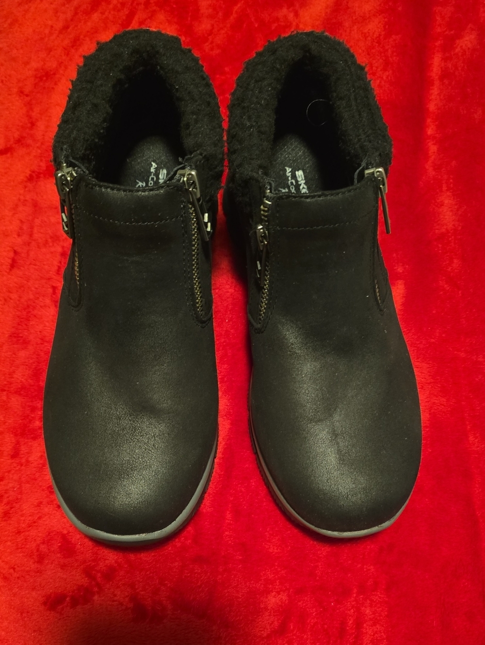 Sketchers Memory Foam Faux Fur Boots Size 7